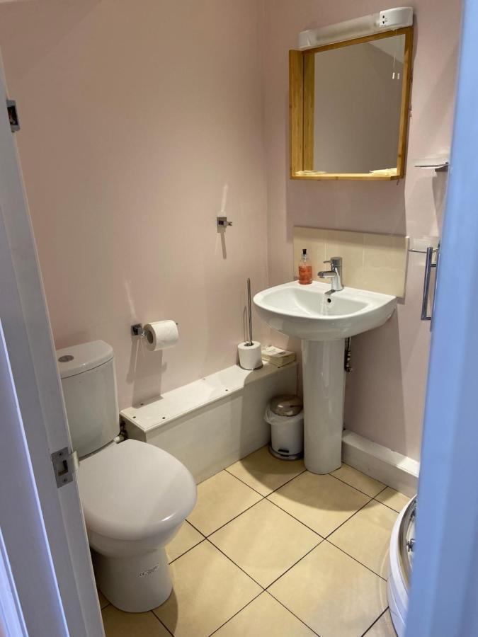 The Ashton Gate Mews Hotel Bristol Bagian luar foto