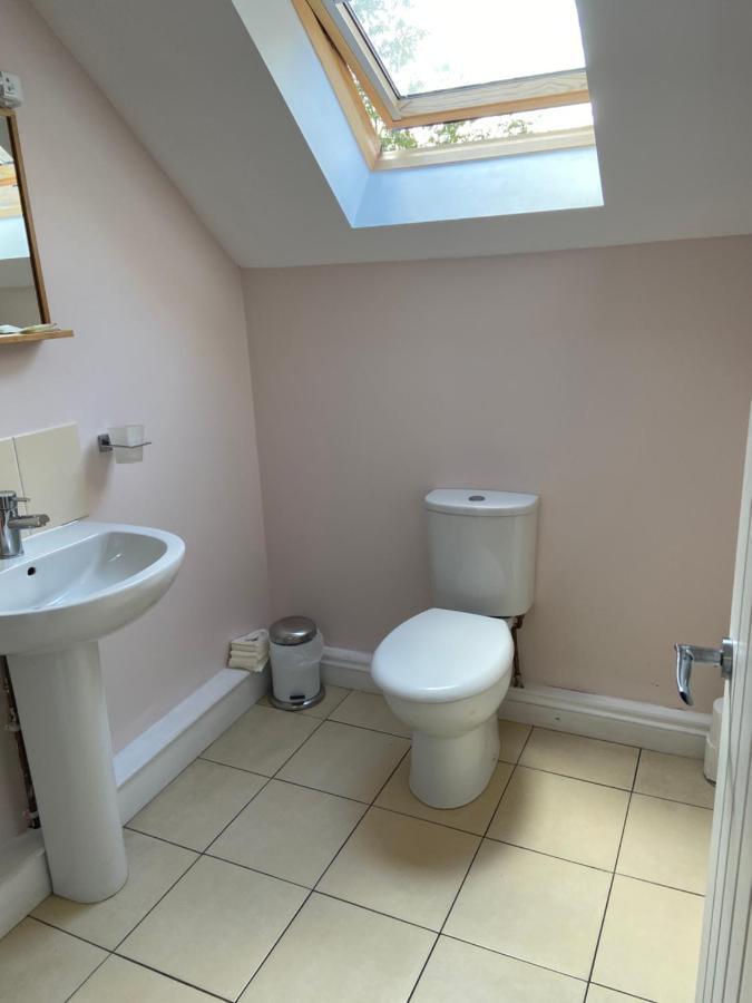 The Ashton Gate Mews Hotel Bristol Bagian luar foto